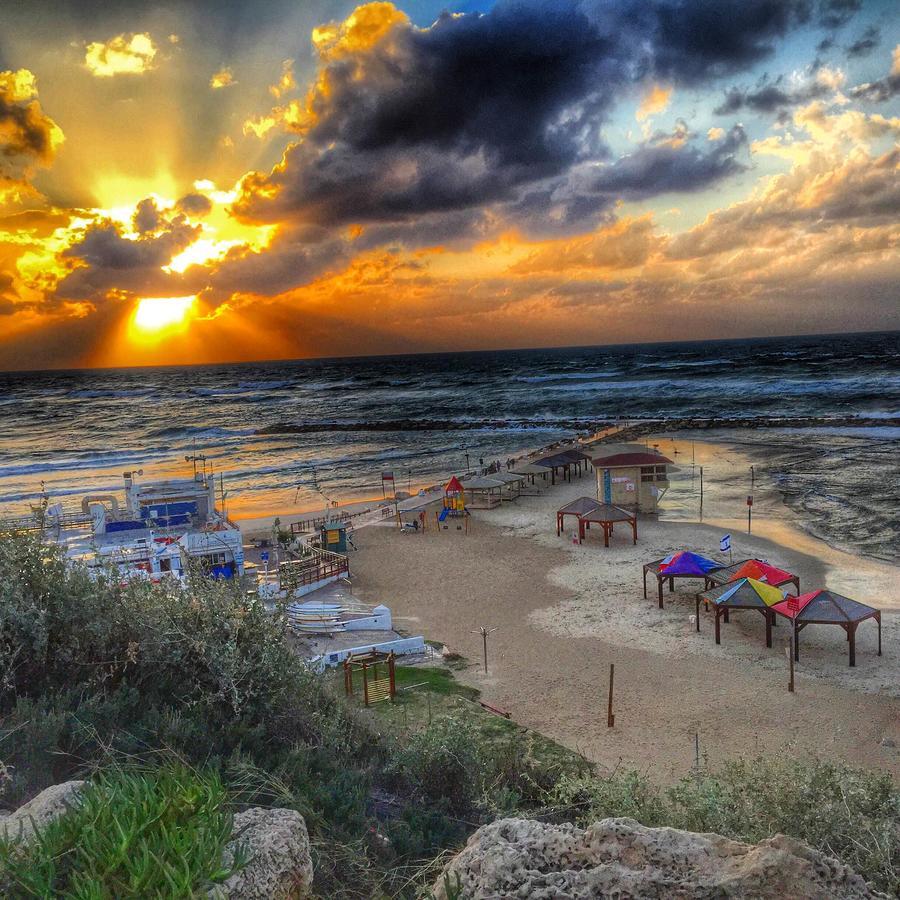 Stunning Studio By The Beach With Free Parking Tel Aviv-Jaffa Exterior foto